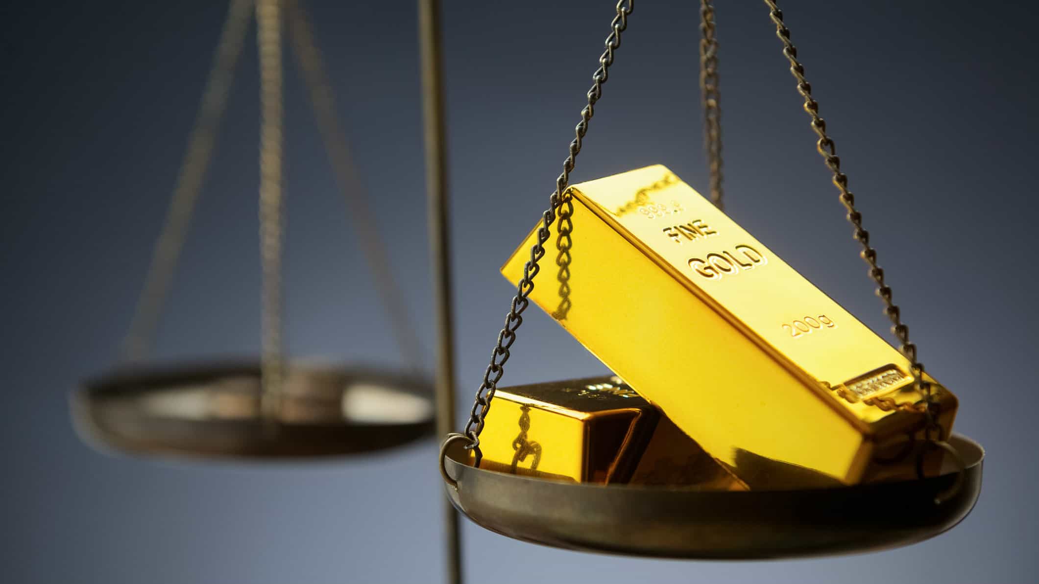 The beginner's guide to investing in gold // The Motley Fool Australia