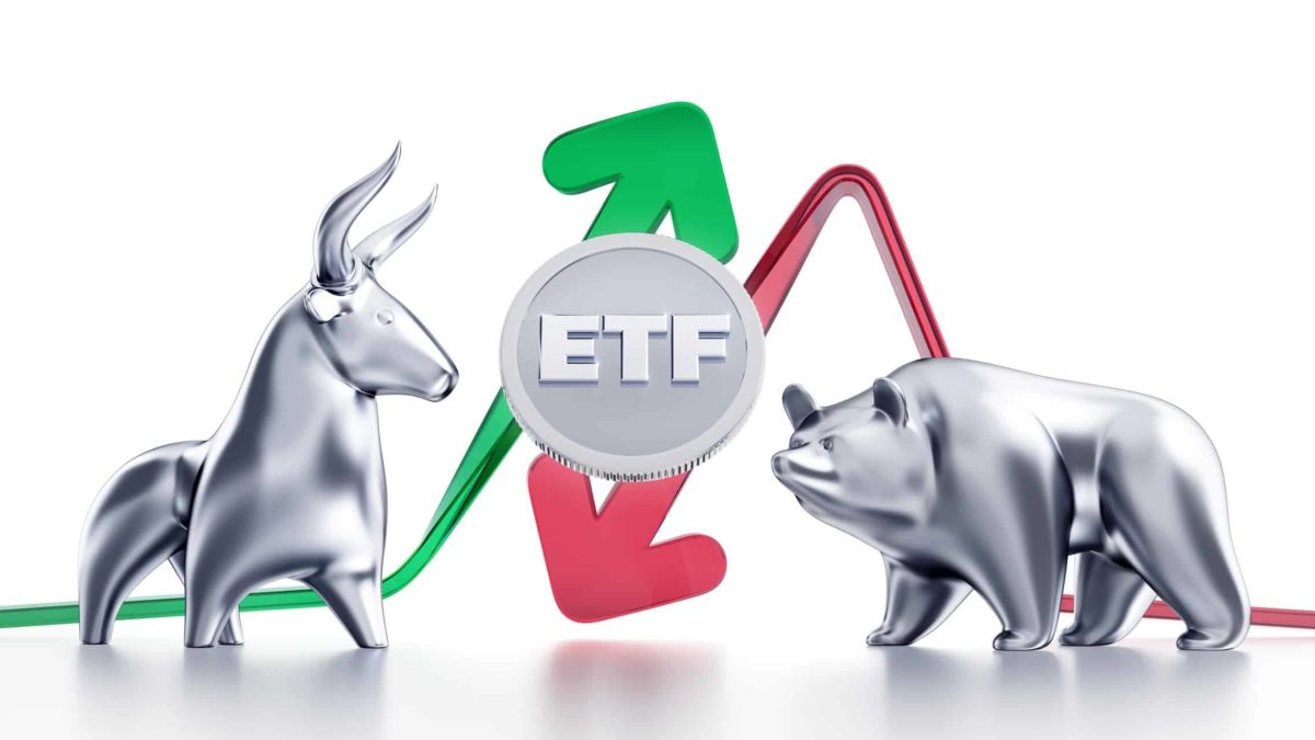 Illustration of a bear and bull facing each other either side of a disc that says ETF