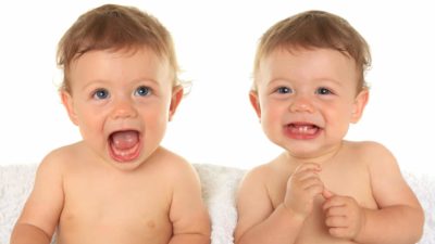 bubs share price represented by two babies sitting side by side