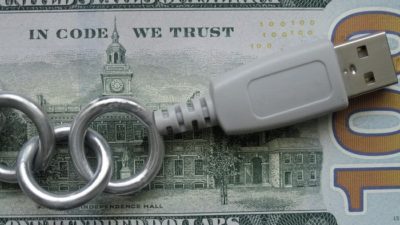 US 100 dollar note with a usb plug-in