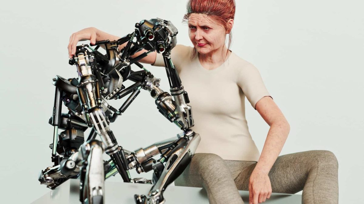 woman consoles robot